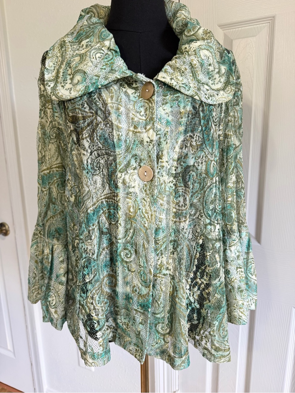 Whim XL Paisley Lace Top Green Boho Cowl Neck Bell Sleeve Boutique